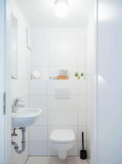 4-Zimmer-Apartment - Messe - Airport - Tiefgarage - 3-Schlafzimmer - Kueche ラインフェルデン＝エヒターディンゲン ドイツ