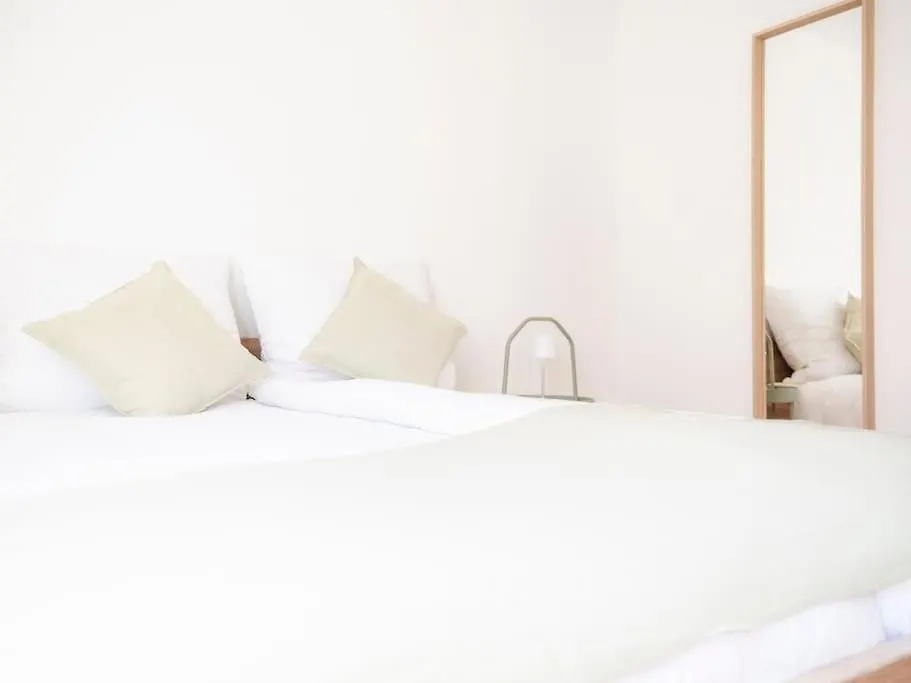 4-Zimmer-Apartment - Messe - Airport - Tiefgarage - 3-Schlafzimmer - Kueche ラインフェルデン＝エヒターディンゲン ドイツ